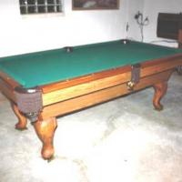 Pool Table w Accessories