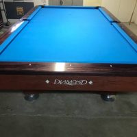 9 Foot Diamond Pool Table Like New